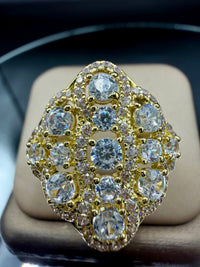Women’s rings “free”