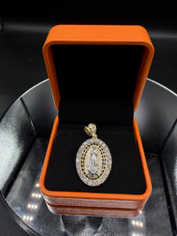 10k pendant  Virgin Mary ￼