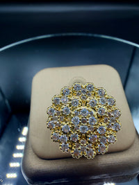 Women’s ring “free”