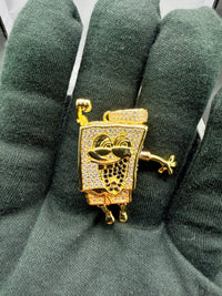 Free SpongeBob pendant ￼